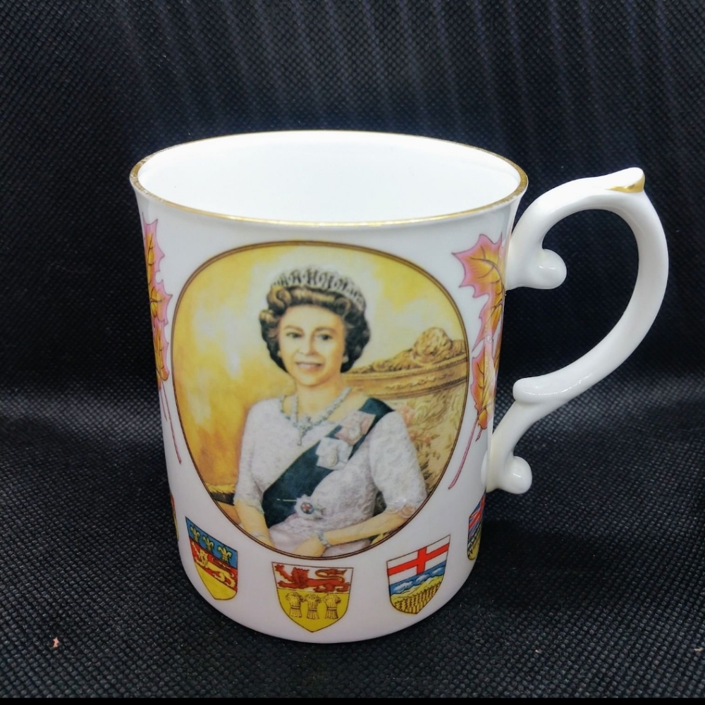 Queen Elizabeth II fine bone china Tea Cup 99/1000